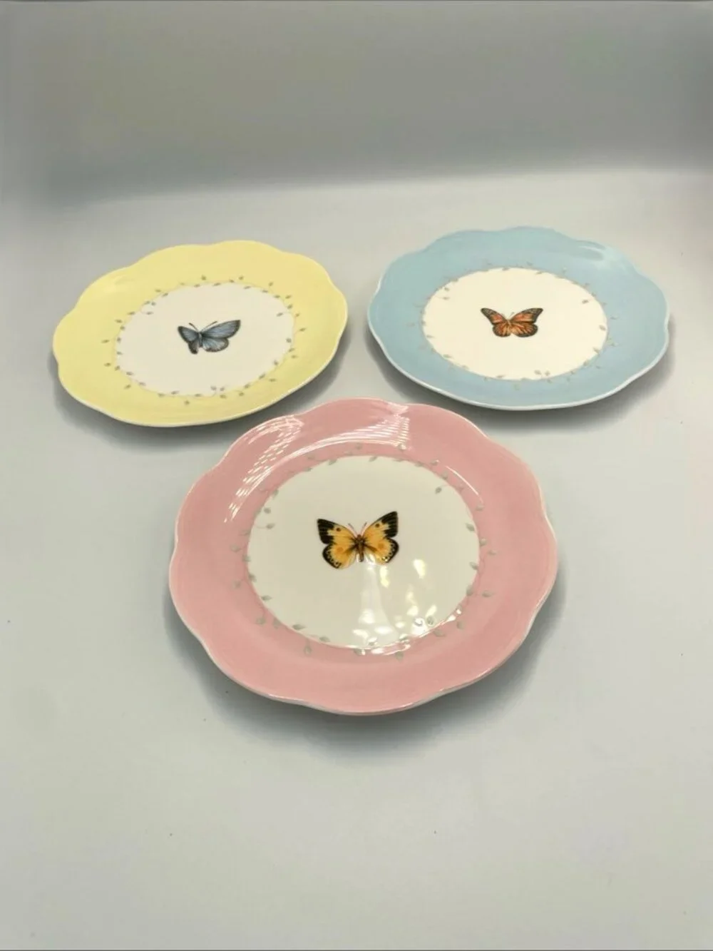 Lenox Butterfly Meadow Porcelain Plates Set of 3 Scalloped 8